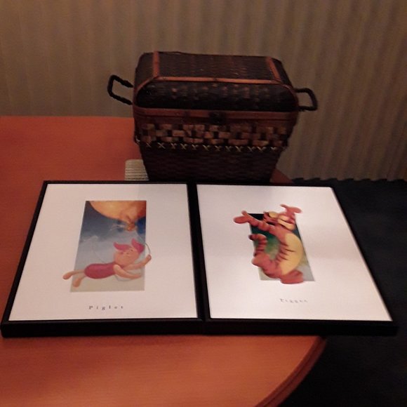 Set of 2 Disney Framed Tigger Piglet Art Prints - Picture 3 of 8